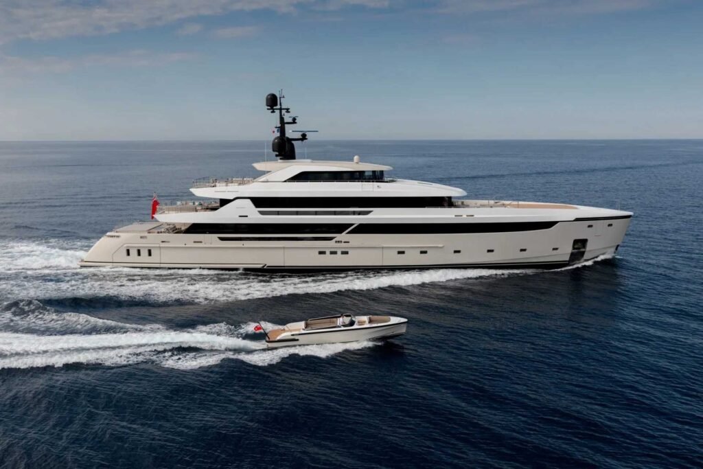 Lemon Tree Yacht for charter 6