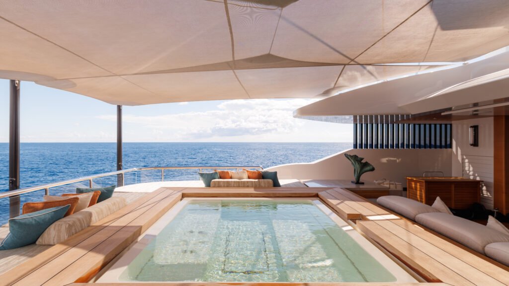 life saga sun deck pool