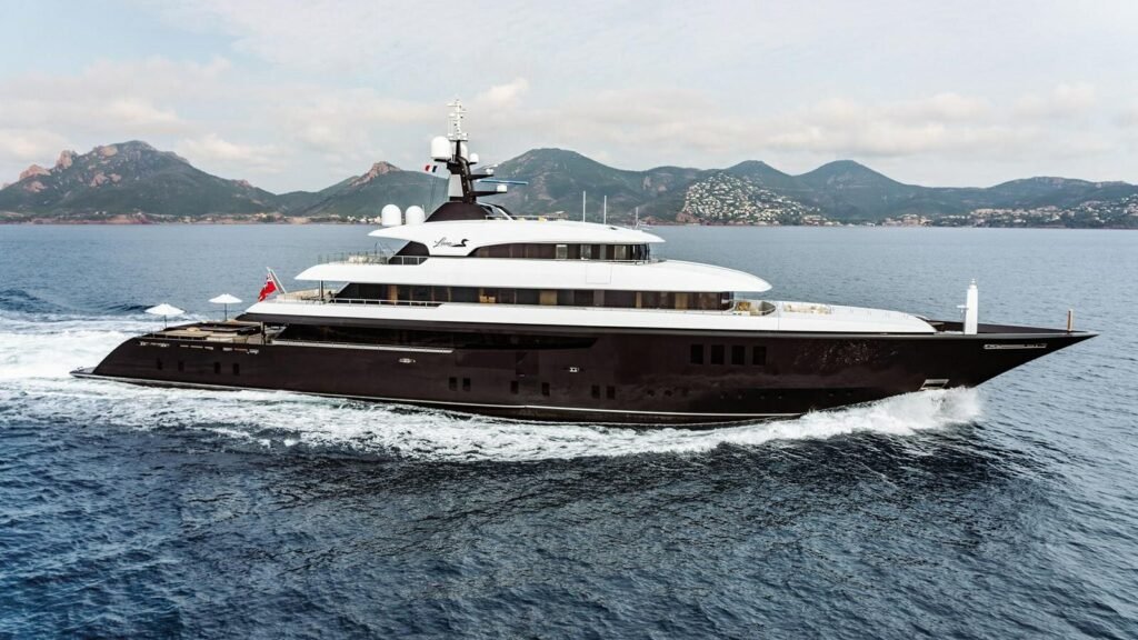 Loon Yacht for charter 6