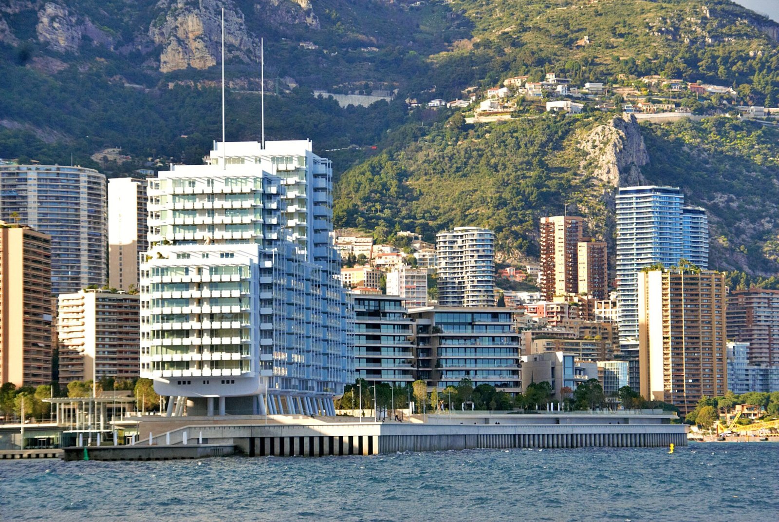 Monaco yacht for charter
