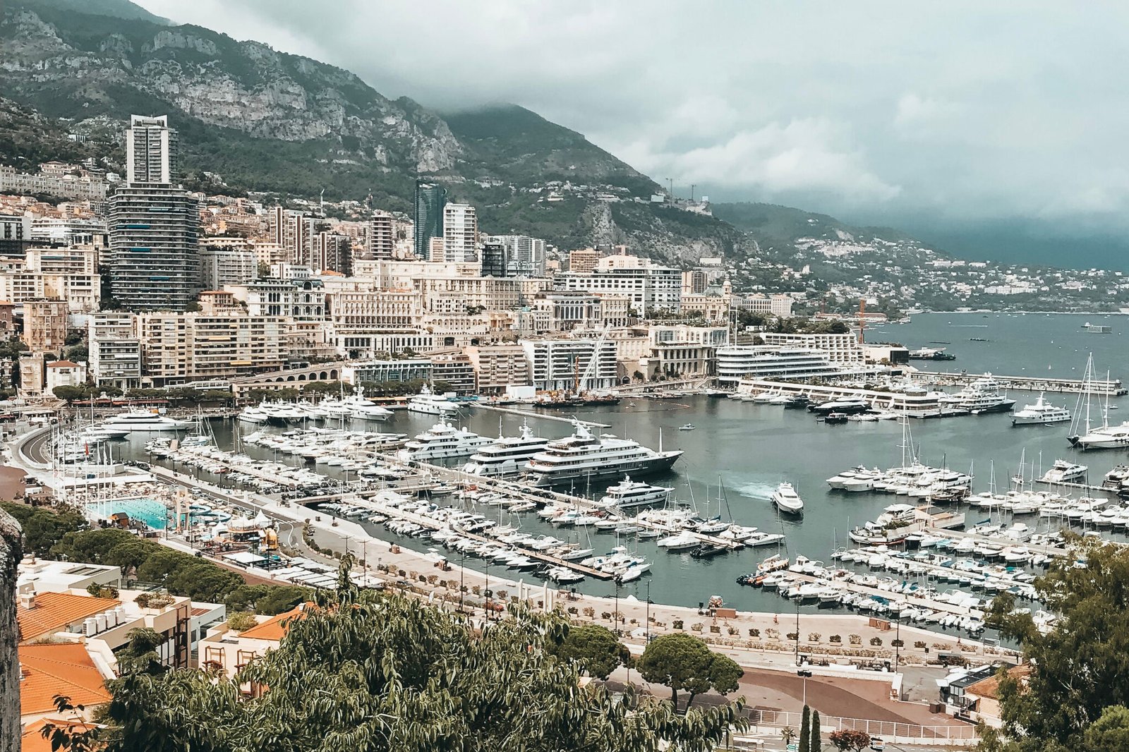 Monaco yacht for charter