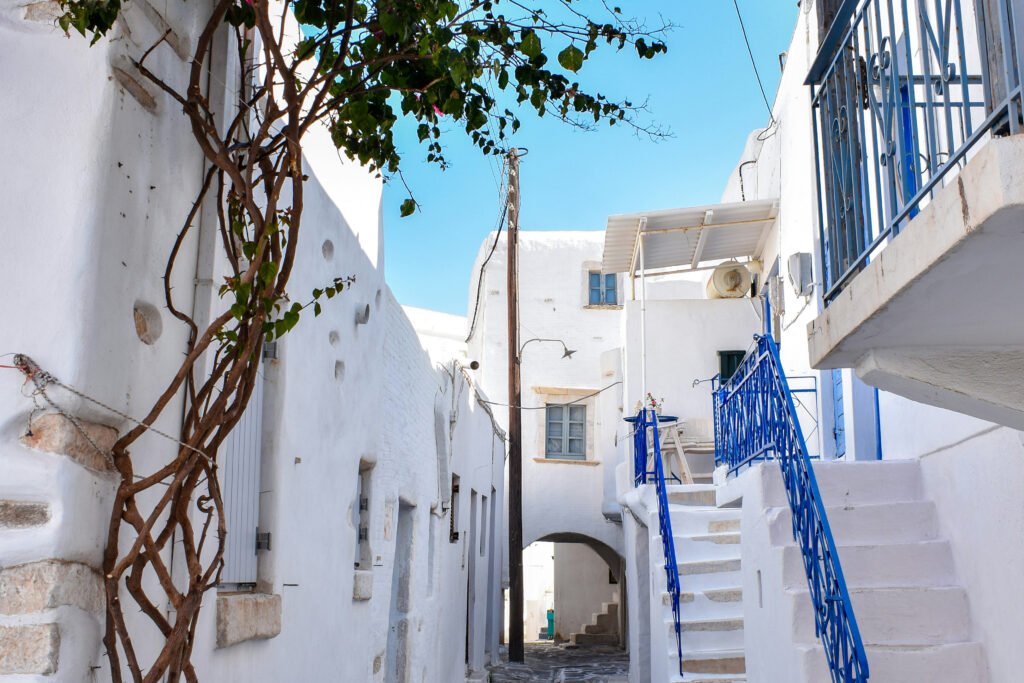 paros yacht for charter