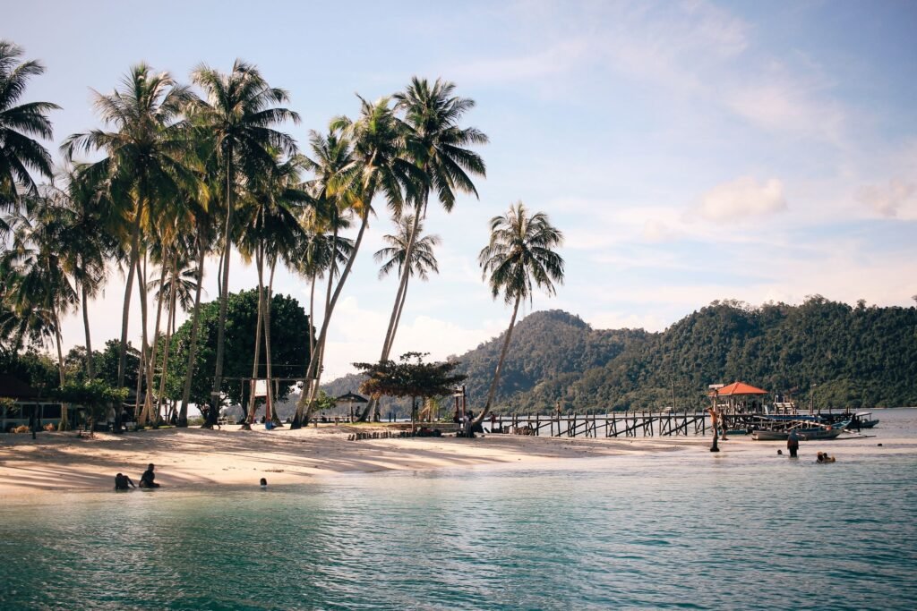 Raja Ampat yacht for charter
