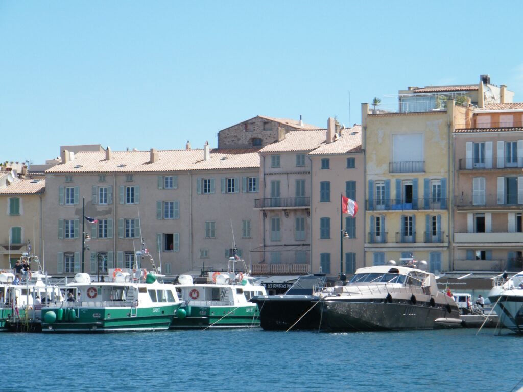 st tropez yacht for charter