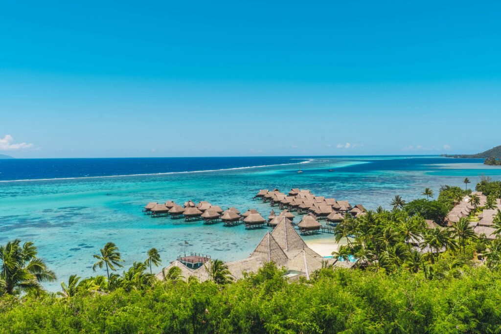tahiti yacht for charter