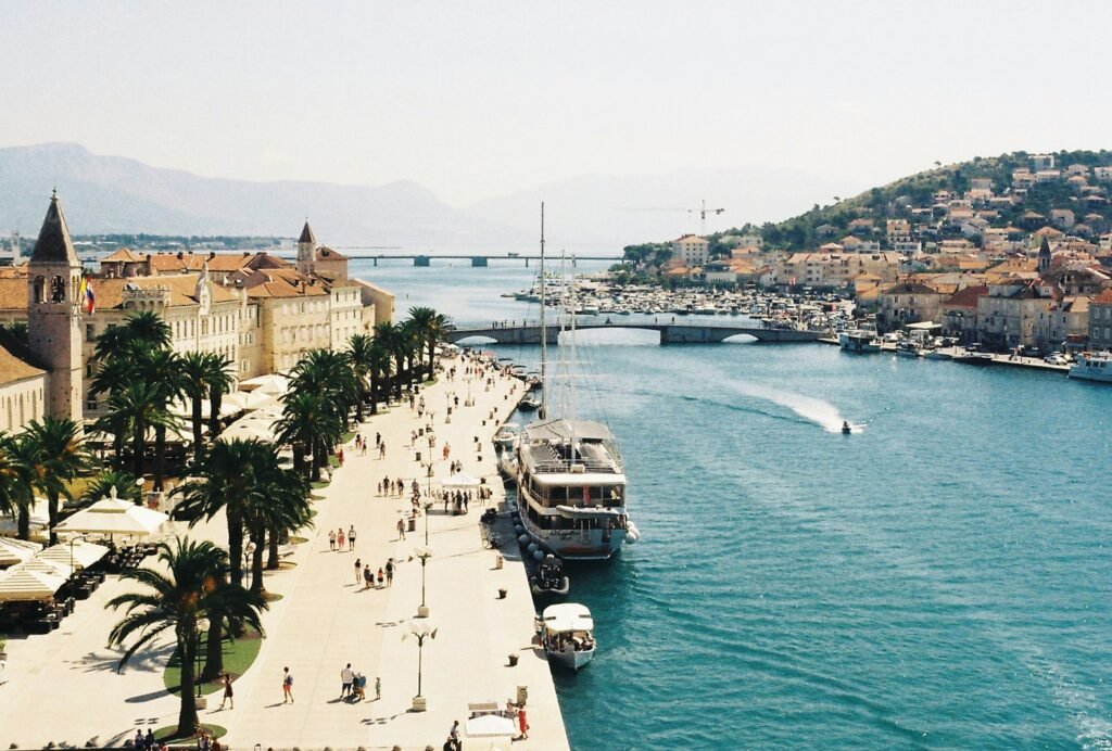 trogir yacht for charter