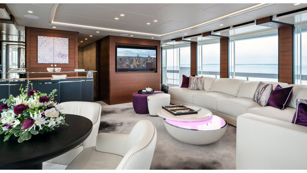 ELA - Heesen 50m charter yacht