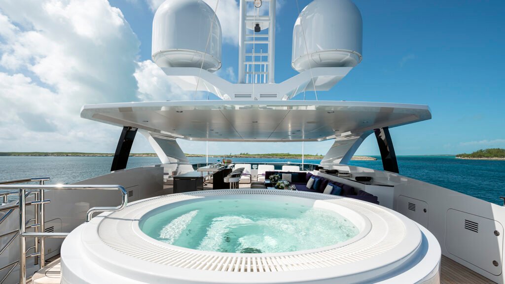 ELA - Heesen 50m charter yacht