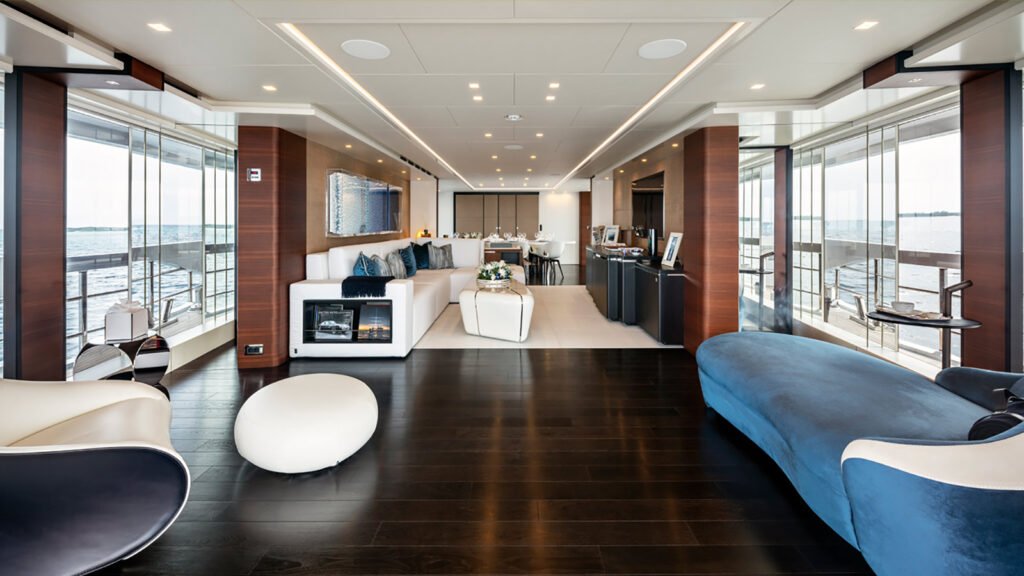 ELA - Heesen 50m charter yacht