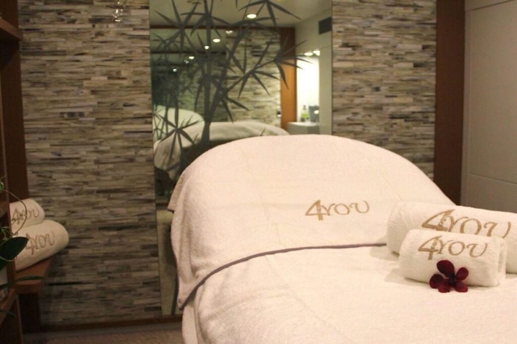 4YOU VIP cabin