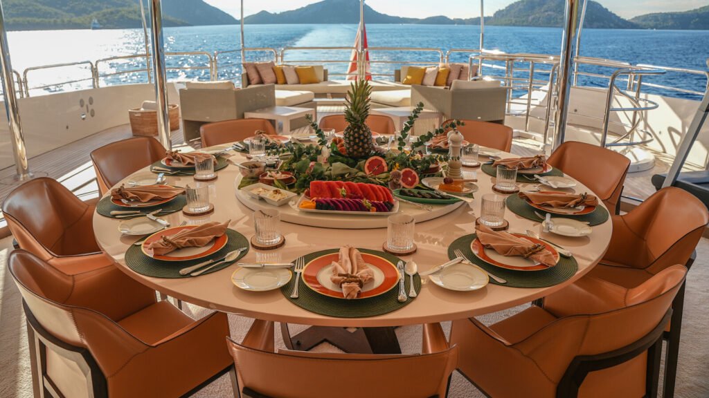Motor charter yacht Anegada, aft deck and turquoise water