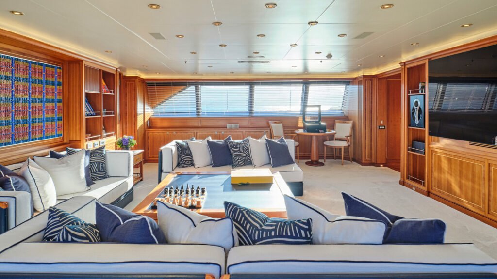 60m yacht gym, fitness area and training equipment