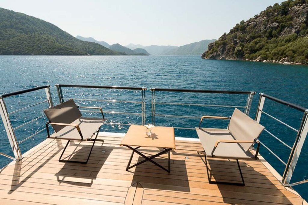 Aquarius Yacht for charter 11