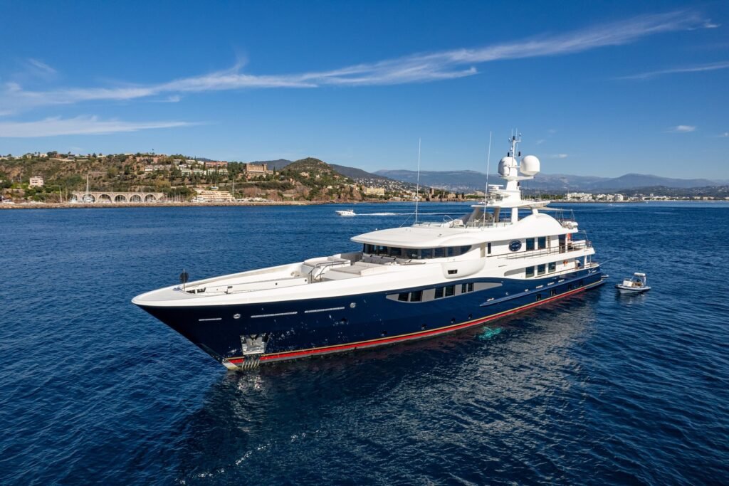 Deniki Yacht for charter 1