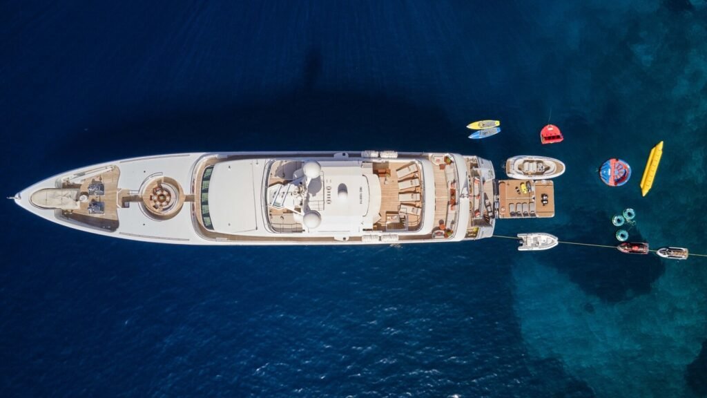 Elena V charter yacht
