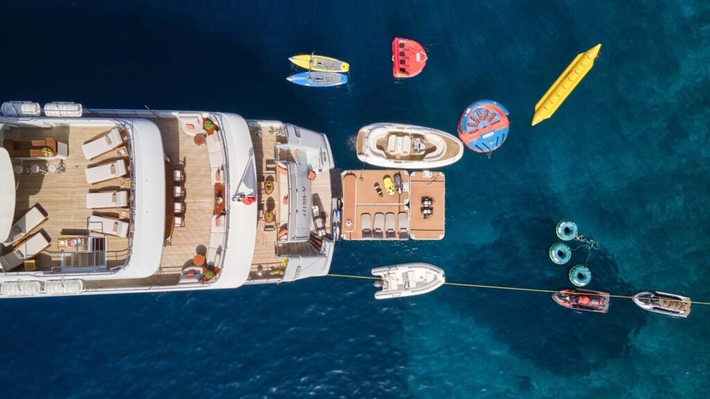 Elena V charter yacht