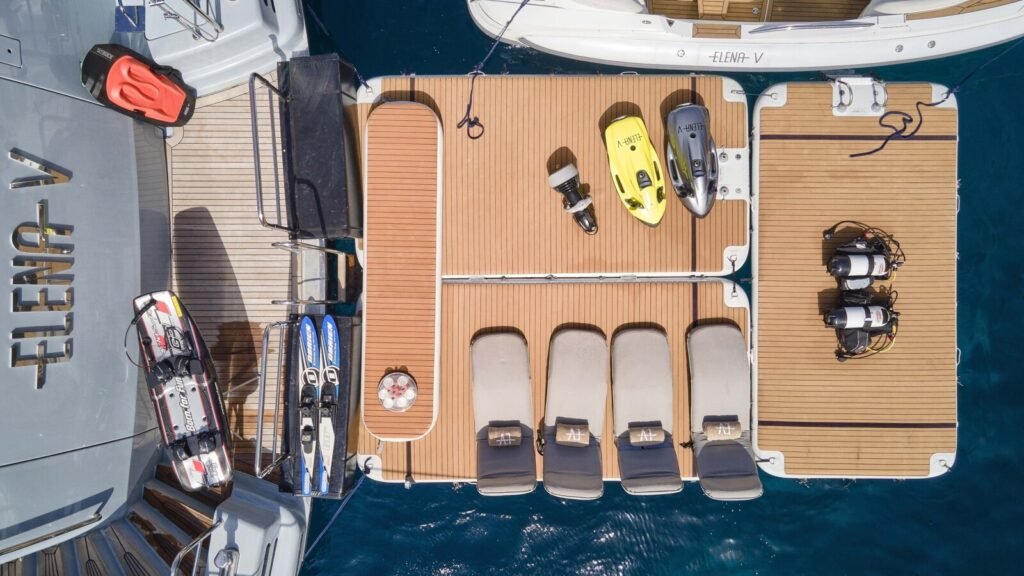 Elena V charter yacht