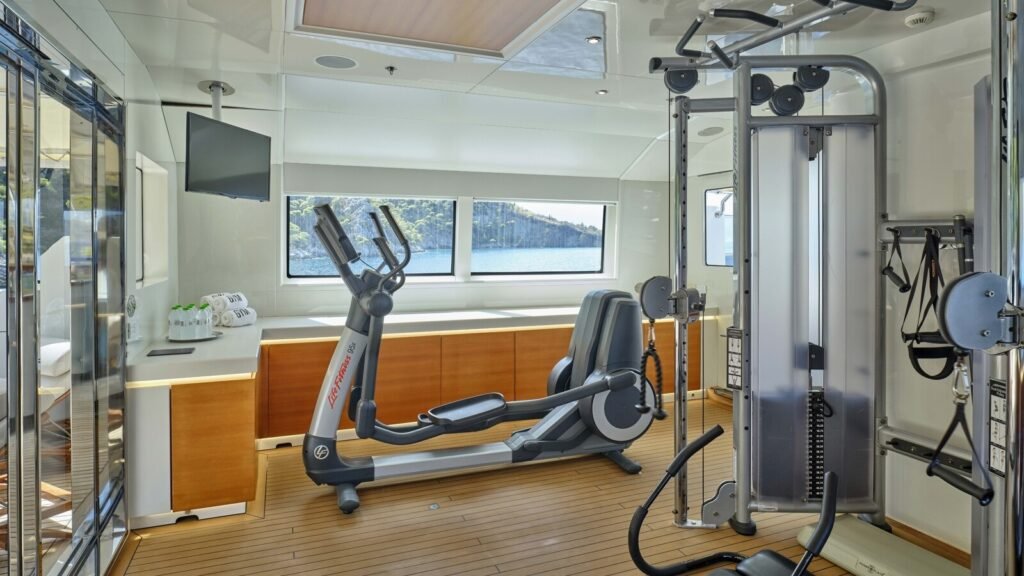Elena V charter yacht