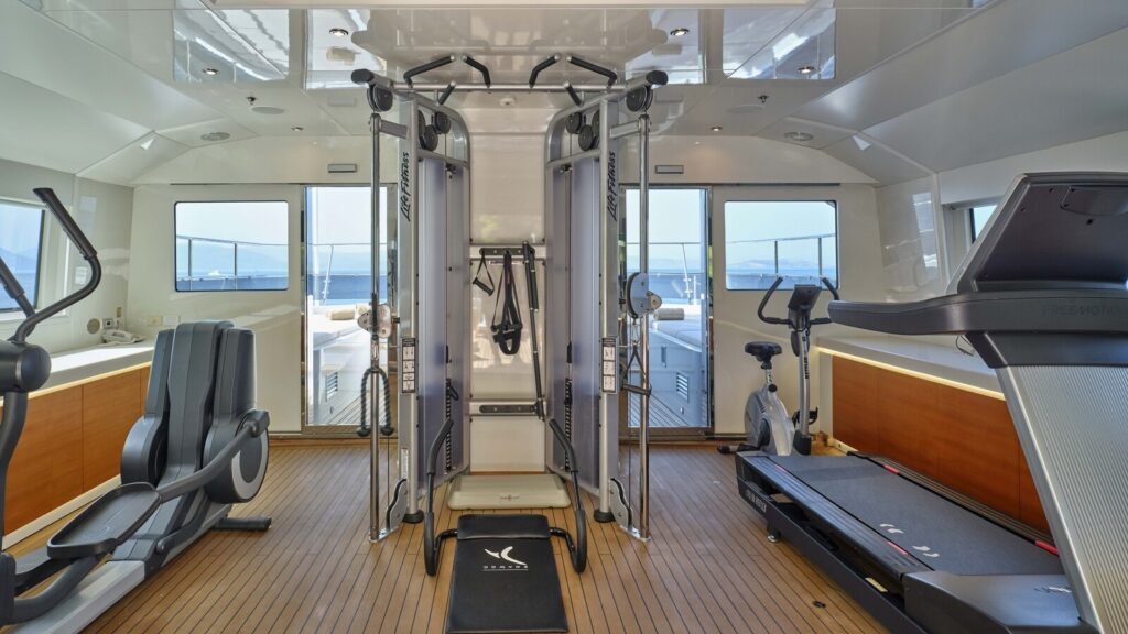 Elena V charter yacht