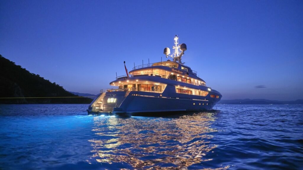 Elena V charter yacht