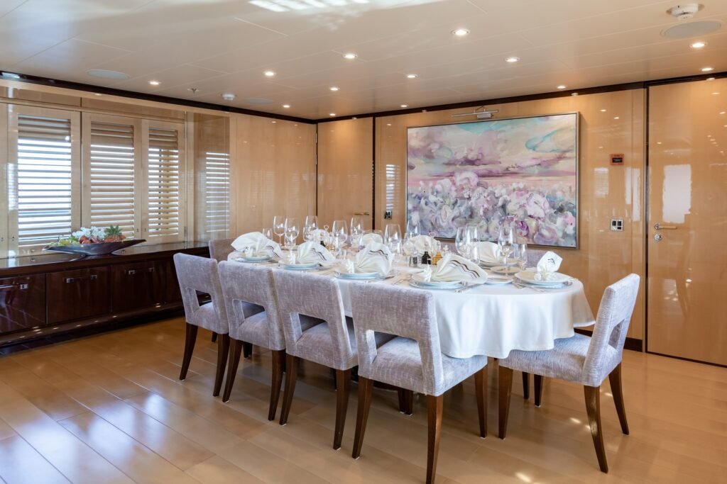 La Mirage Yacht for charter 3