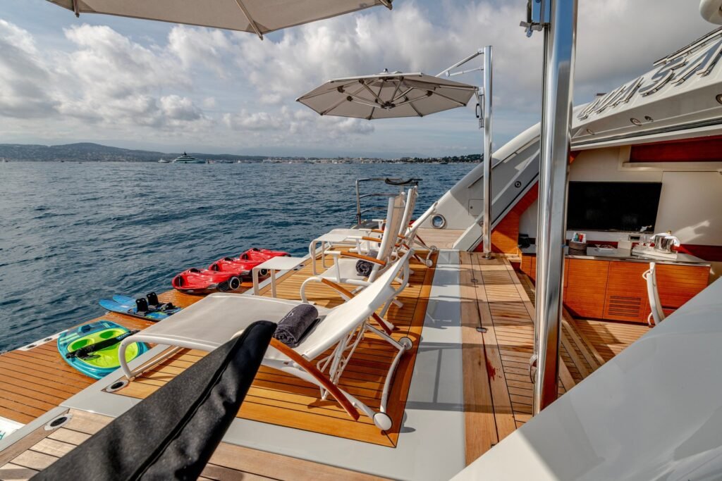 Quasar Yacht for charter 9