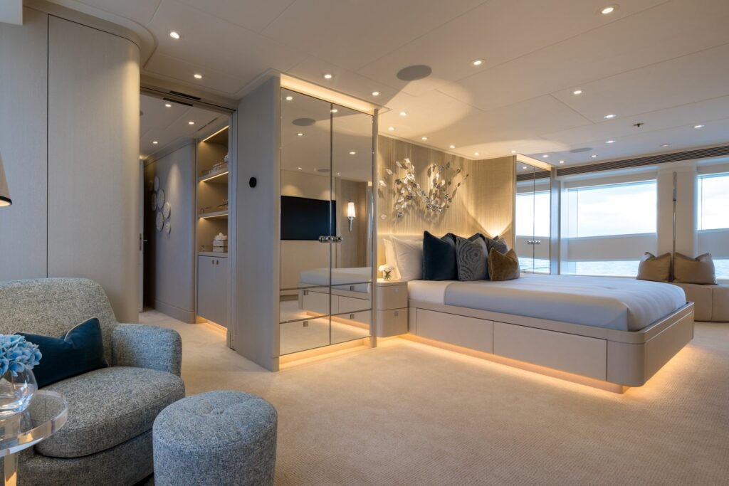 Santosha Yacht for charter 6