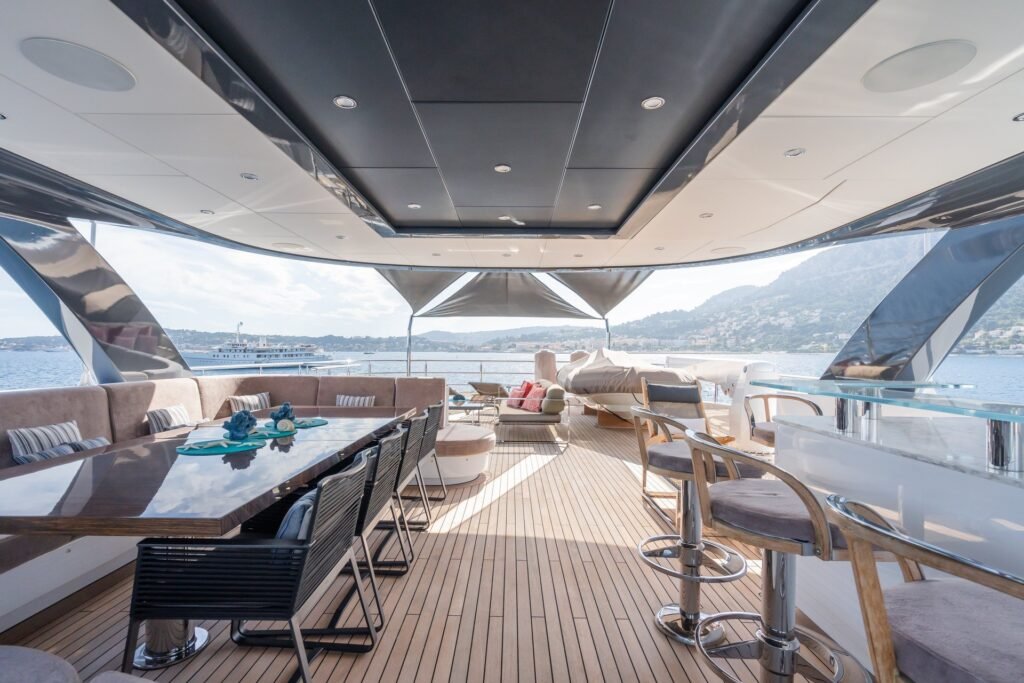 Starburst III Yacht for charter 3