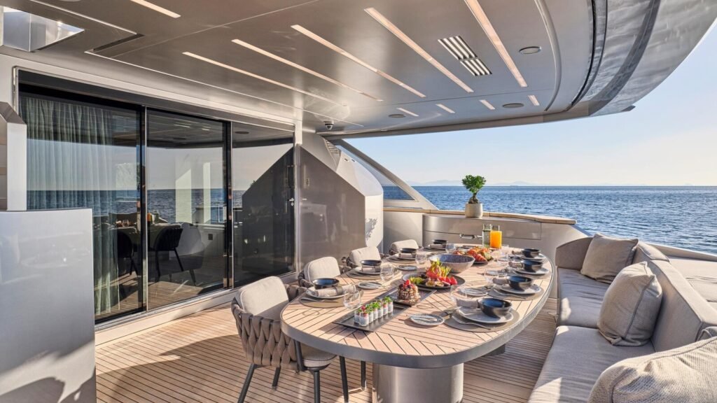 Seammetry charter yacht