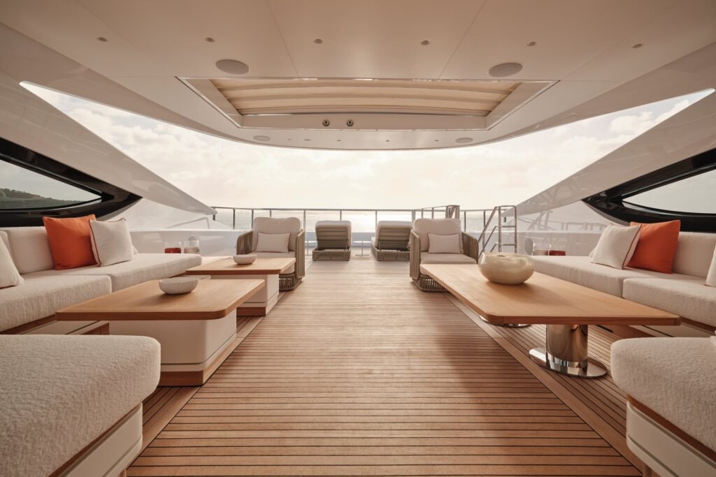 Xwave charter 6