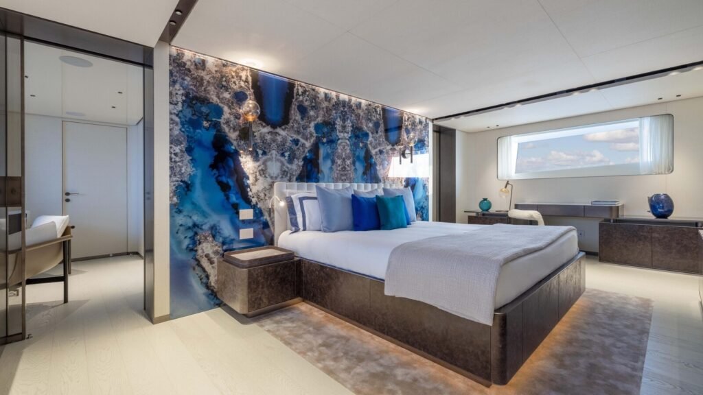 Acqua Chiara for Charter