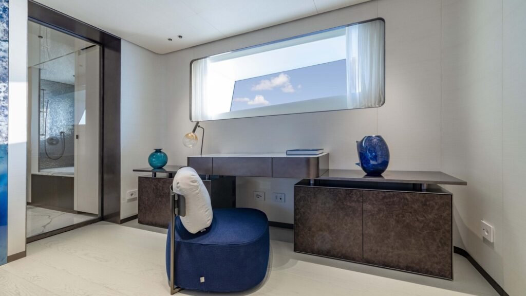 Acqua Chiara for Charter