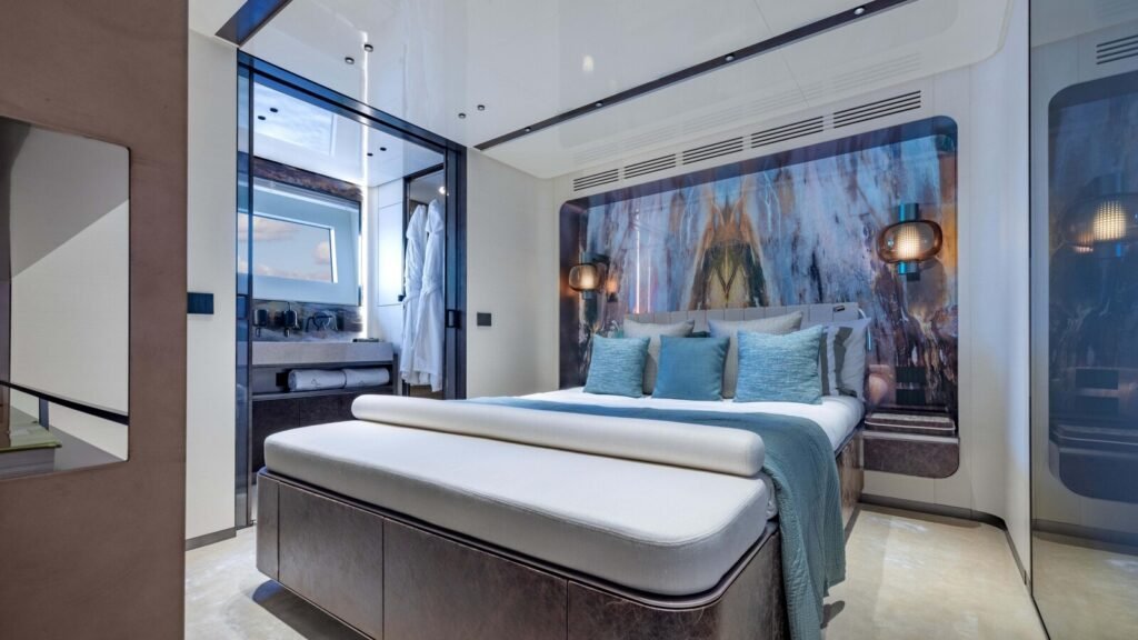 Acqua Chiara for Charter