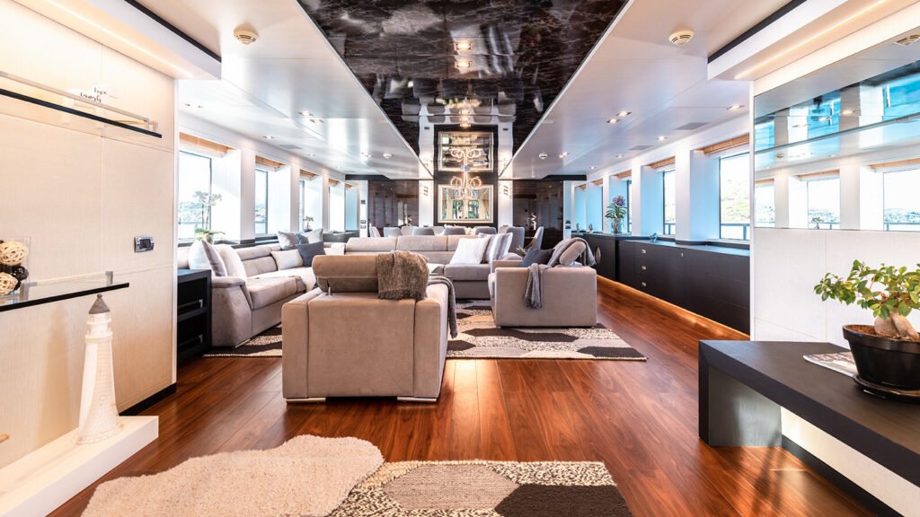 Africa I Yacht for charter 3