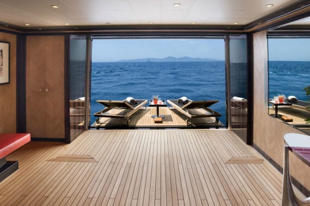 ALFA NERO pool deck
