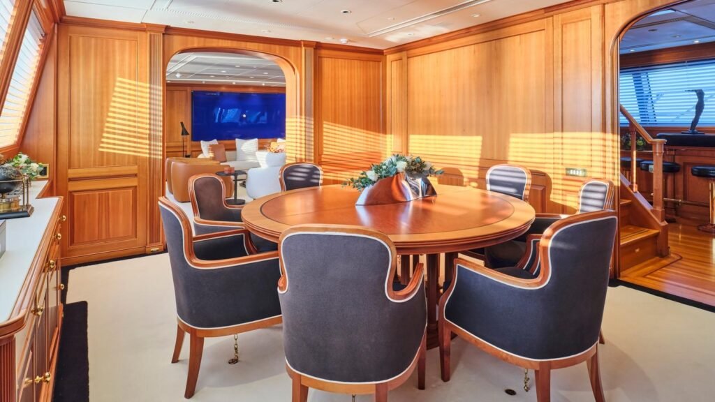 ALMYRA II - formal dining room