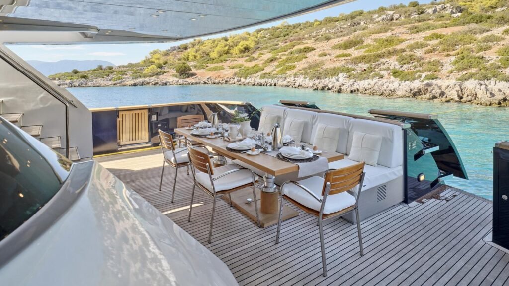 Amici Per Sempre for Charter