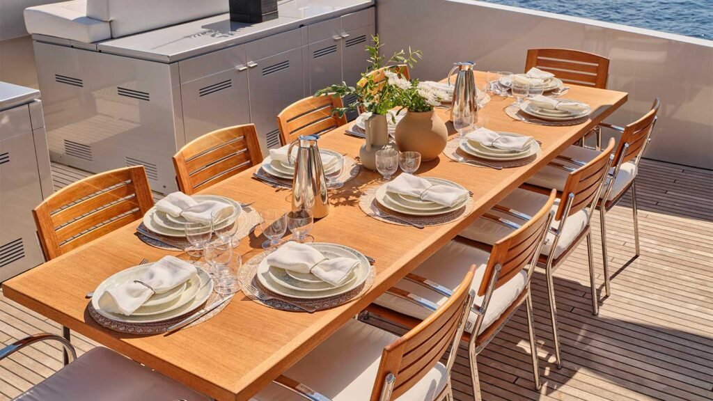 Amici Per Sempre for Charter