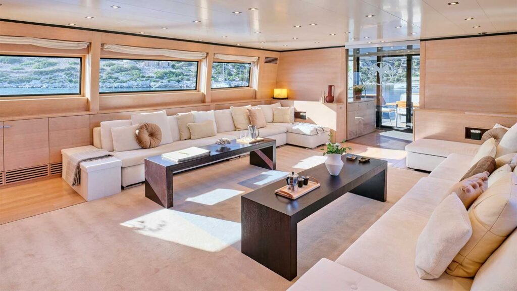 Amici Per Sempre for Charter