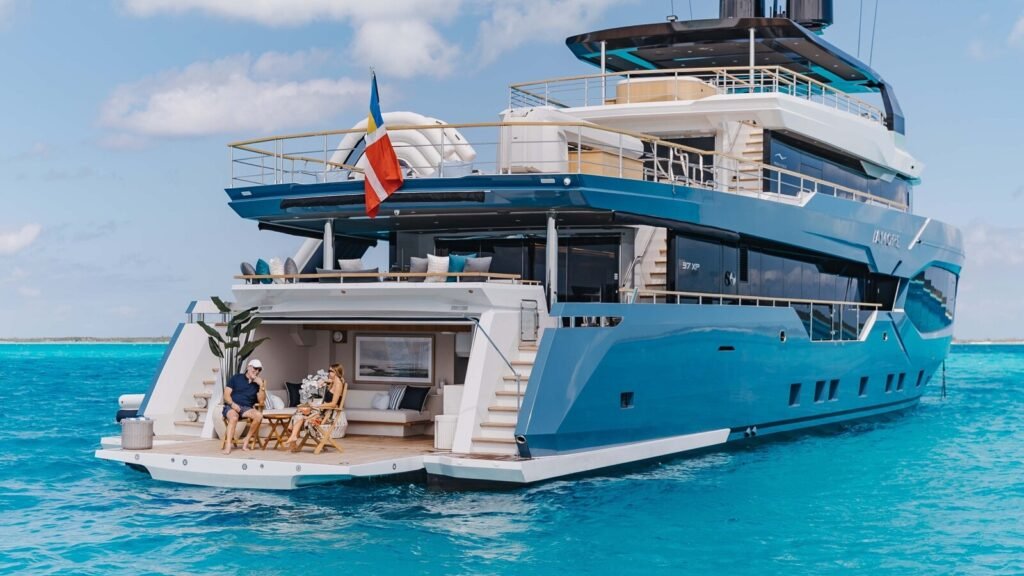 Amore for Charter