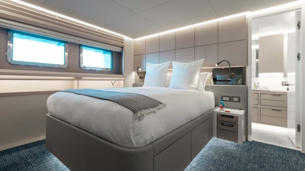 Amore for Charter