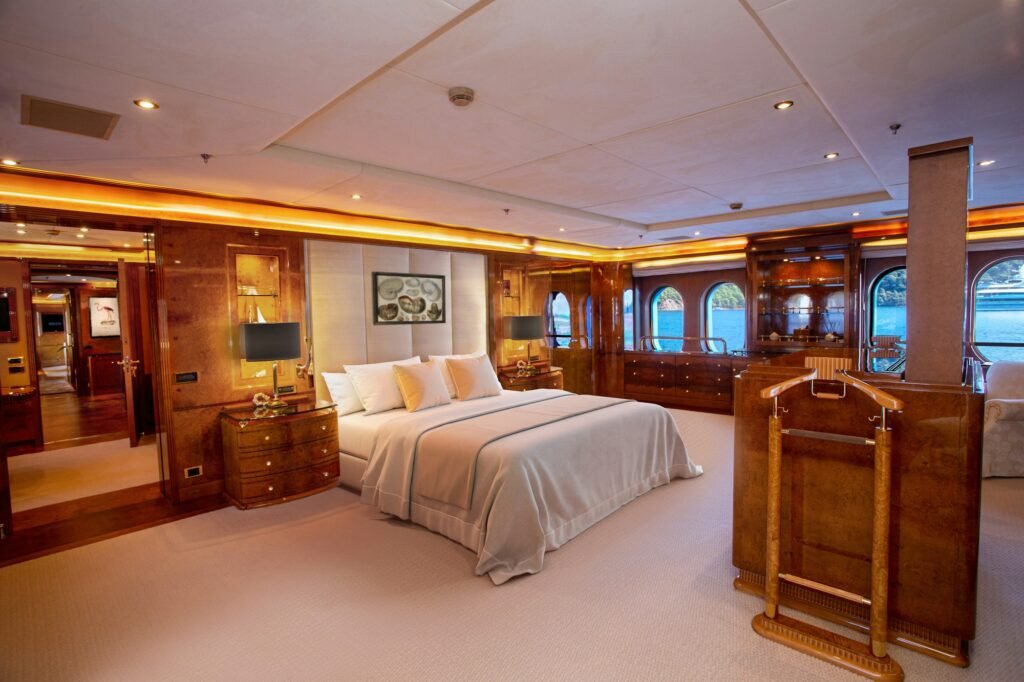 AQUA MARE owner suite bedroom