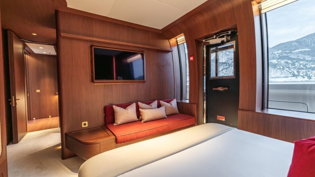 Artexplorer for Charter