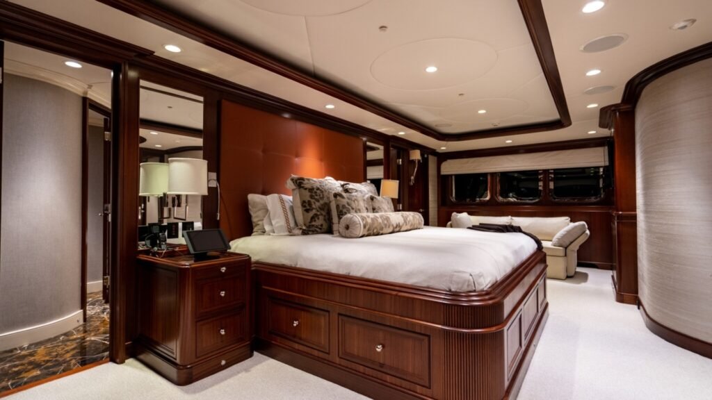 Arya for Charter
