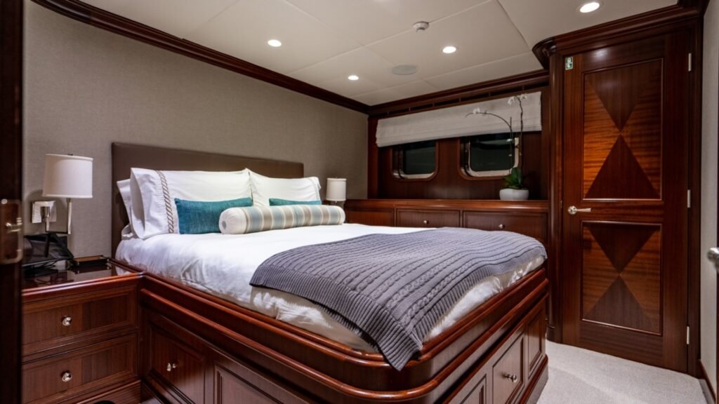 Arya for Charter