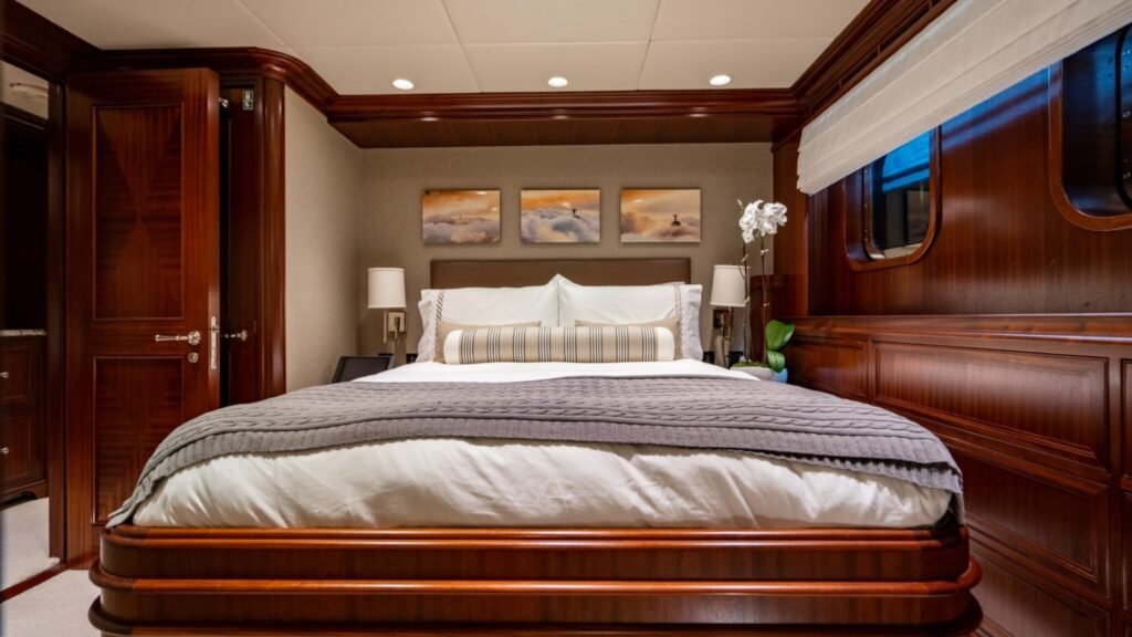 Arya for Charter