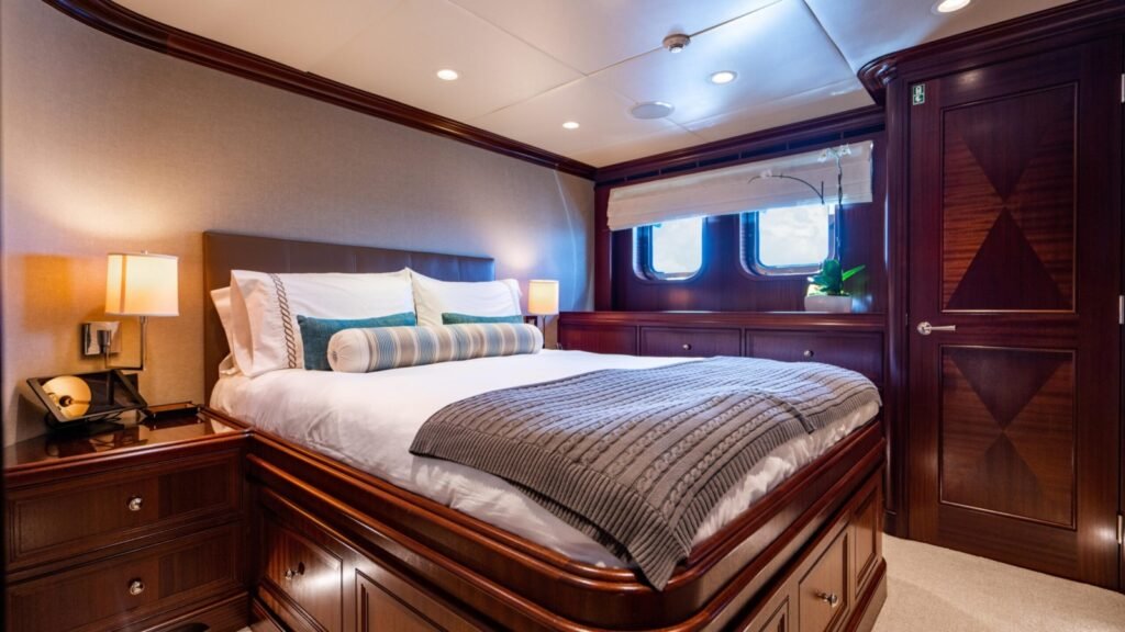 Arya for Charter
