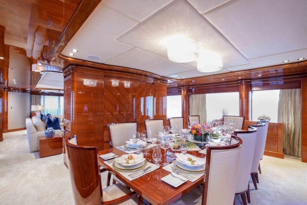 ASPEN ALTERNATIVE formal dining