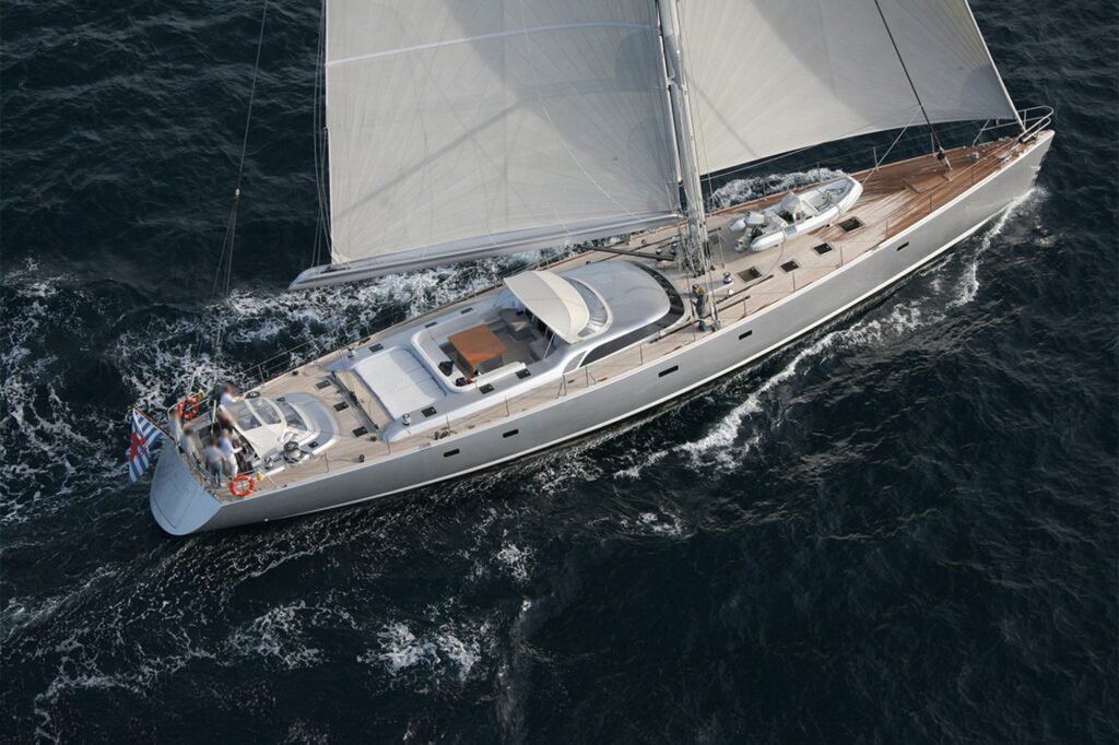 ATTIMO for charter, profile view