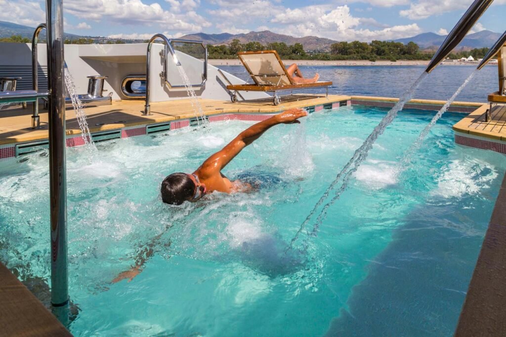 AXIOMA pool lifestyle